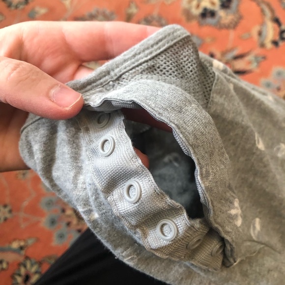 Happiest Baby Swaddle - Picture 3 of 5